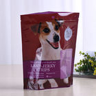 O saco do empacotamento de alimento para cães da marca própria/levanta-se o saco do zíper para o alimento animal