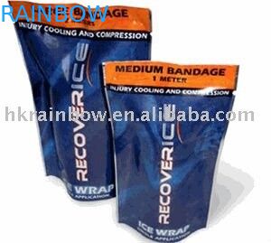 O selo lateral levanta-se o saco de plástico do petisco que empacota com o zíper para o arroz