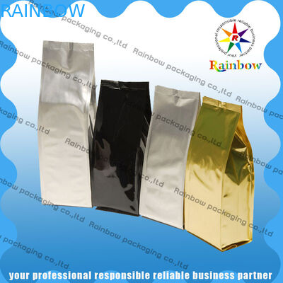 Materiais feitos sob encomenda da impressão colorida levantam-se os saquinhos de chá que empacotam com reforço inferior