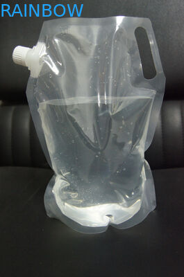 A prova colorida da água da impressão está o saco acima de empacotamento com o bico de canto para Liguid