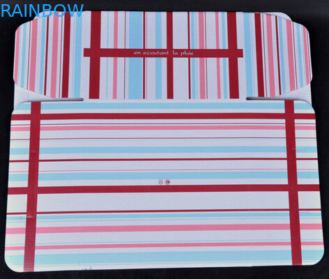 A caixa de bolo portátil do cartão, caixa da pastelaria para a loja do bolo remove o serviço