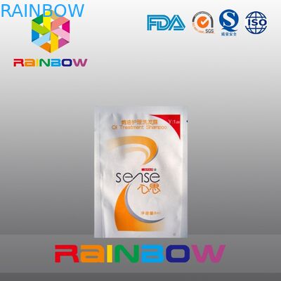 O selo de empacotamento do aperto do champô descartável plástico ensaca com entalhe do rasgo