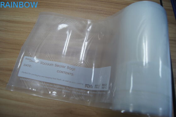 Saco de vácuo plástico do rolamento do empacotamento de alimento com lado gravado e lado da impressão