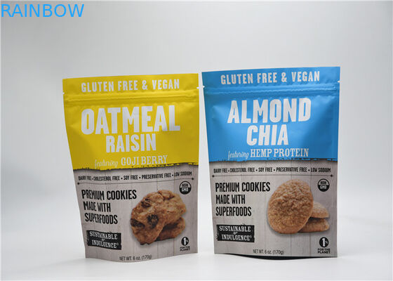 Levante-se o empacotamento do saco do petisco