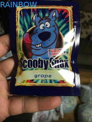 Materiais laminados levantam-se a impressão da rotogravura do malote com furo redondo do cair