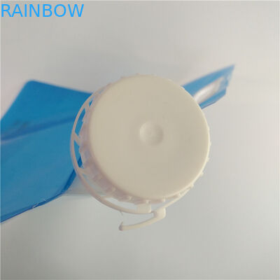 Os sacos líquidos exteriores do armazenamento, água potável levantam-se o malote do bico com punho