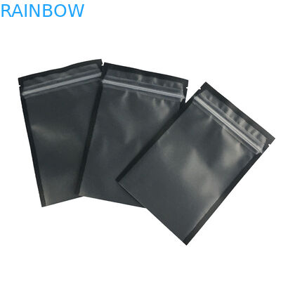 A janela dianteira clara levanta-se a superfície matte do preto da prova do cheiro do produto comestível do malote do zíper