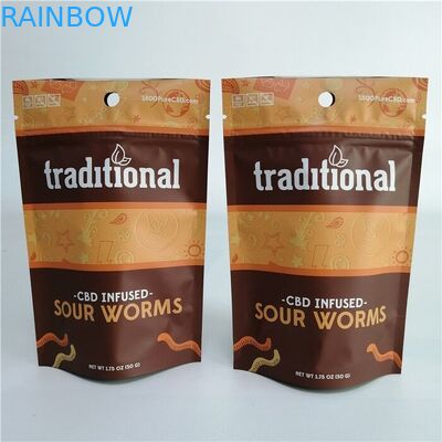 A cookie CBD 3x4 da erva daninha da folha de alumínio levanta-se o saco do zíper