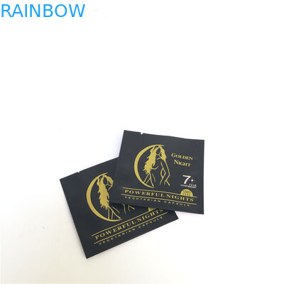 Empacotamento alinhado dos malotes plásticos de Mylar folha gomosa erval