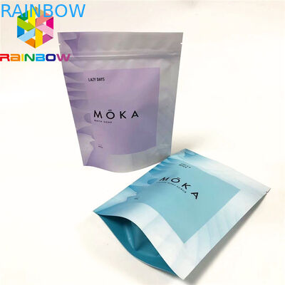 Os sacos Ziplock para o alimento que a folha de alumínio está ensacam acima o saco de empacotamento do logotipo feito sob encomenda