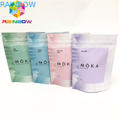 O suporte laminado da folha acima dos sacos com o malote ziplock imprimindo feito sob encomenda para o petisco/corpo esfrega sacos de empacotamento personalizados