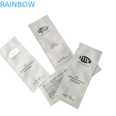 O logotipo de empacotamento cosmético impresso branco dos sacos do skincare personalizou saquinhos líquidos do creme hidratante