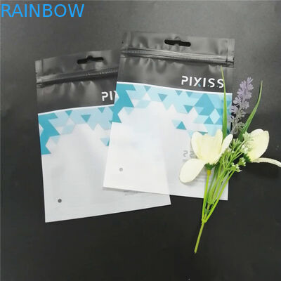 O empacotamento impresso feito sob encomenda dos sacos de plástico pretos com o zíper para a roupa compõe a ferramenta etc.