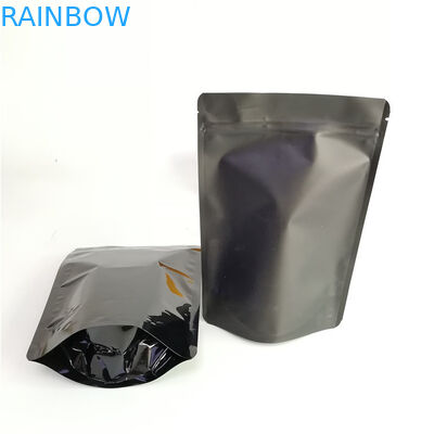 O resíduo metálico ou feitos sob encomenda lustrosos da folha de alumínio aceitado estão acima dos malotes com zíper