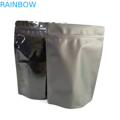 O resíduo metálico ou feitos sob encomenda lustrosos da folha de alumínio aceitado estão acima dos malotes com zíper