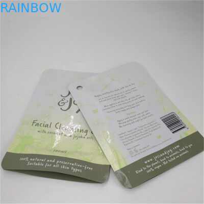 Digitas que imprimem saquinhos pequenos da folha de alumínio para o creme da mão