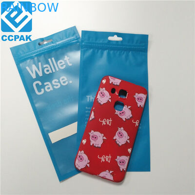 O cabo de dados do carregador geado vê horizontalmente através dos acessórios do telefone celular do saco com Hanghole