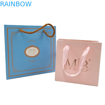 Papel Kraft Branco Venda de Roupas Cosméticas Perfumes Bolsa de Presente Luxo Manuseio Logotipo Personalizado Bolsa de Papel Impressa para Roupas