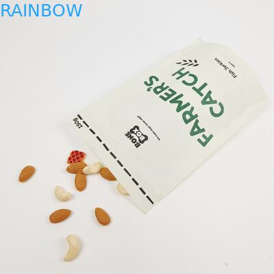 Material de manobra branca e suporte incluídos em sacos de presente personalizados