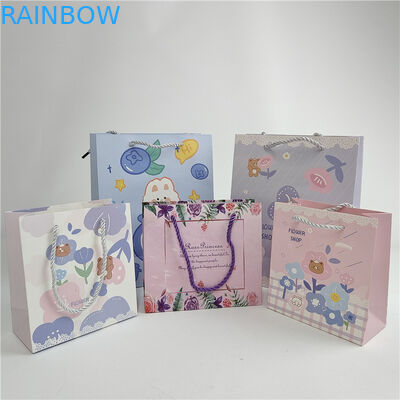 Mais recente Aceito até 10 cores Disponível Impressão digital personalizada Logotipo Impresso Saco de papel de compras Embalagem