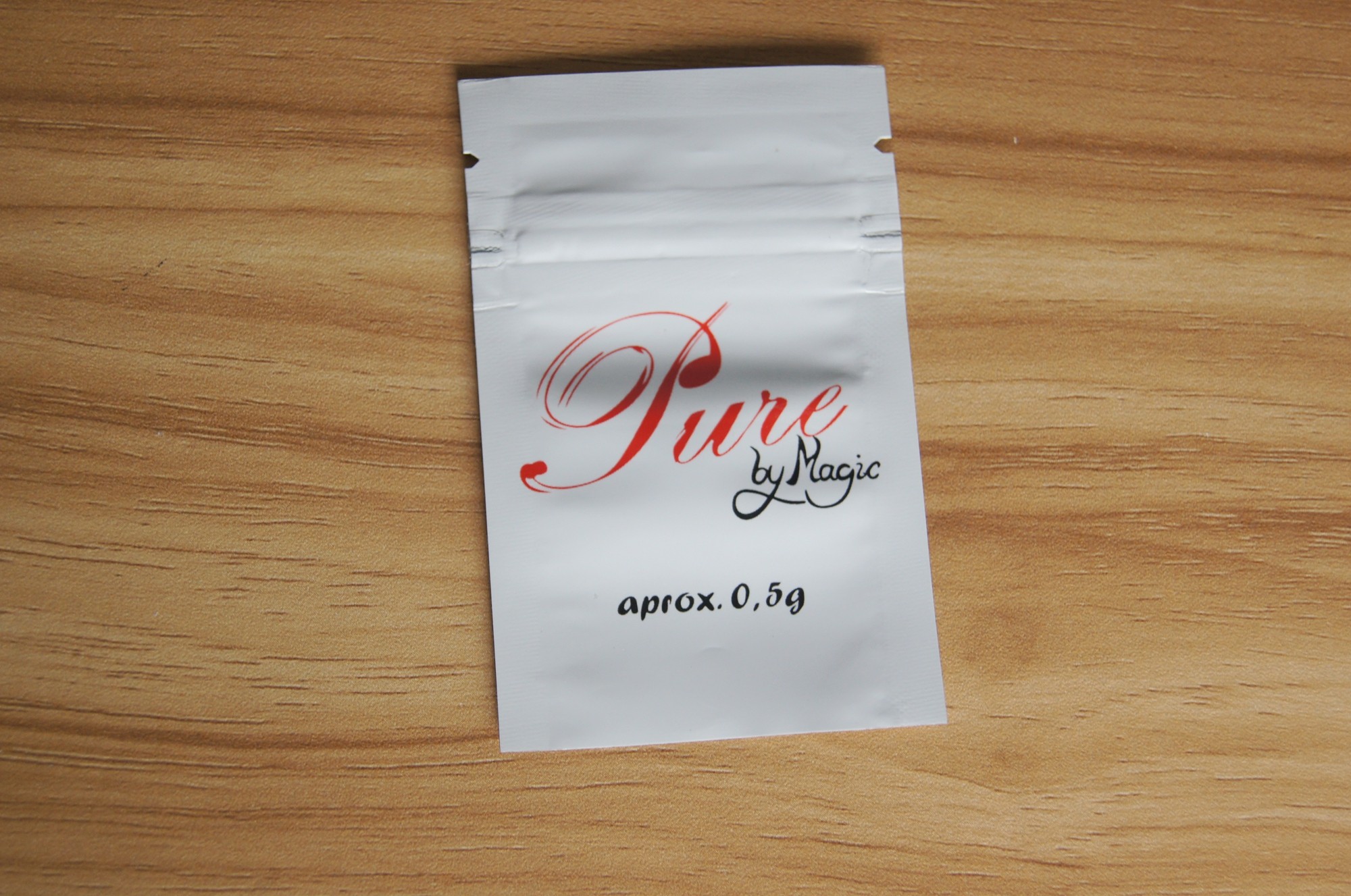 O adubo Ziplock pequeno branco de brilho que empacota o selo plástico do auto ensaca o terno para plantas crescentes