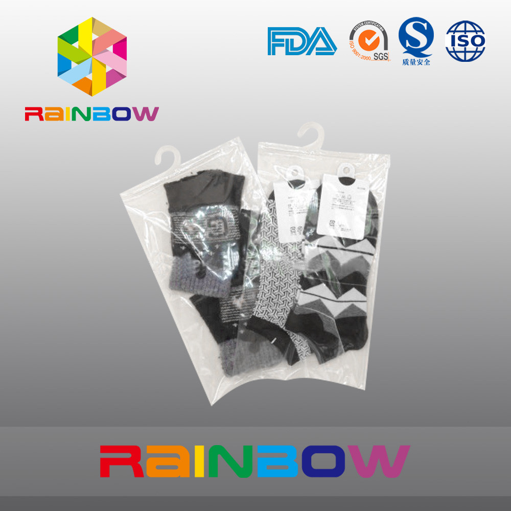 Malotes plásticos claros brancos do leite que empacotam o saco de suspensão do gancho com o zíper para peúgas