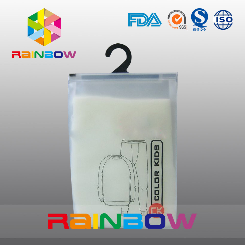Malotes plásticos geados do PVC que empacotam o saco de suspensão com o Ziplock para o pano das crianças