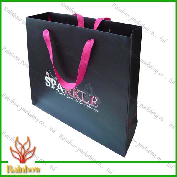 Sacos de papel luxuosos personalizados de Brown Kraft para comprar com corda do cair