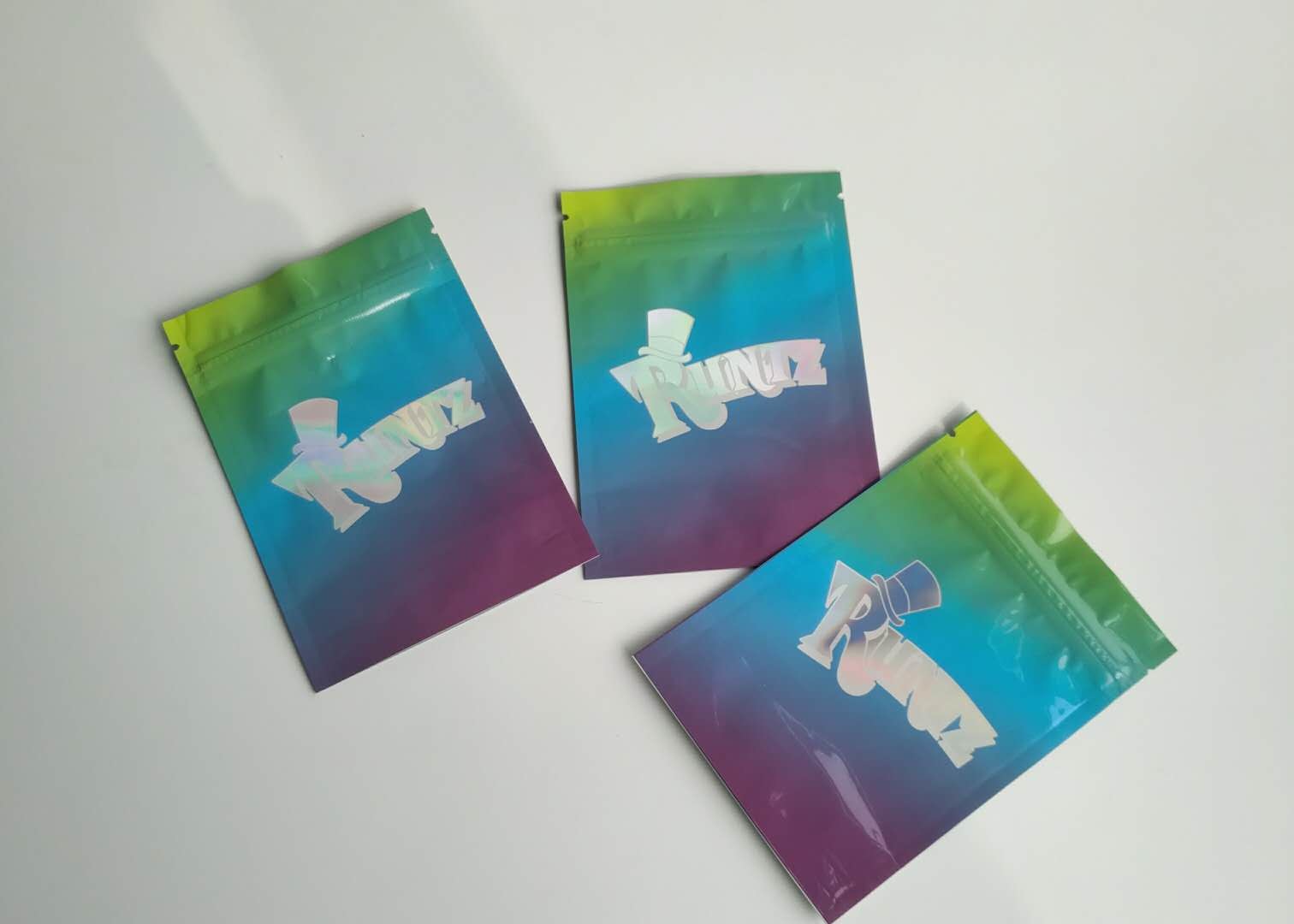 A folha de alumínio do holograma de Mylar levanta-se o saco de Runtz do malote uma espessura de 100 mícrons para o alimento