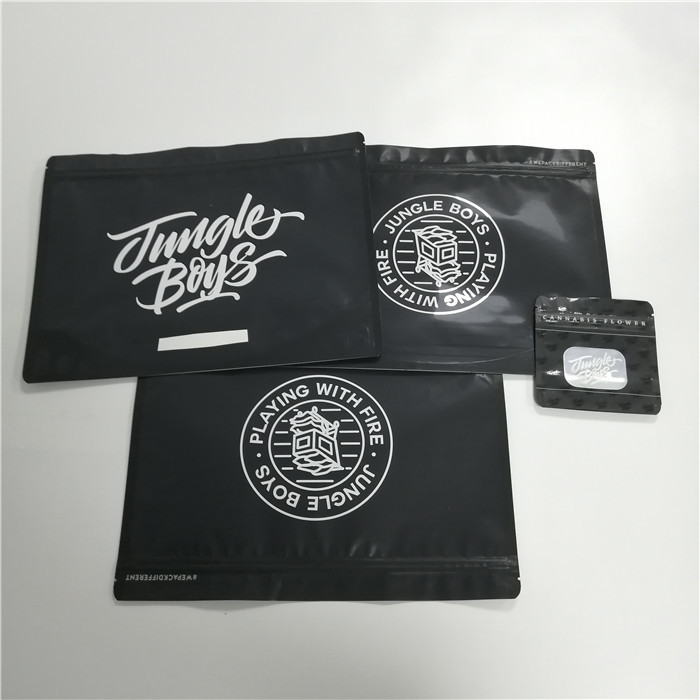 Os sacos Ziplock feitos sob encomenda biodegradáveis levantam-se meninos de empacotamento Mylar da selva da folha do cigarro