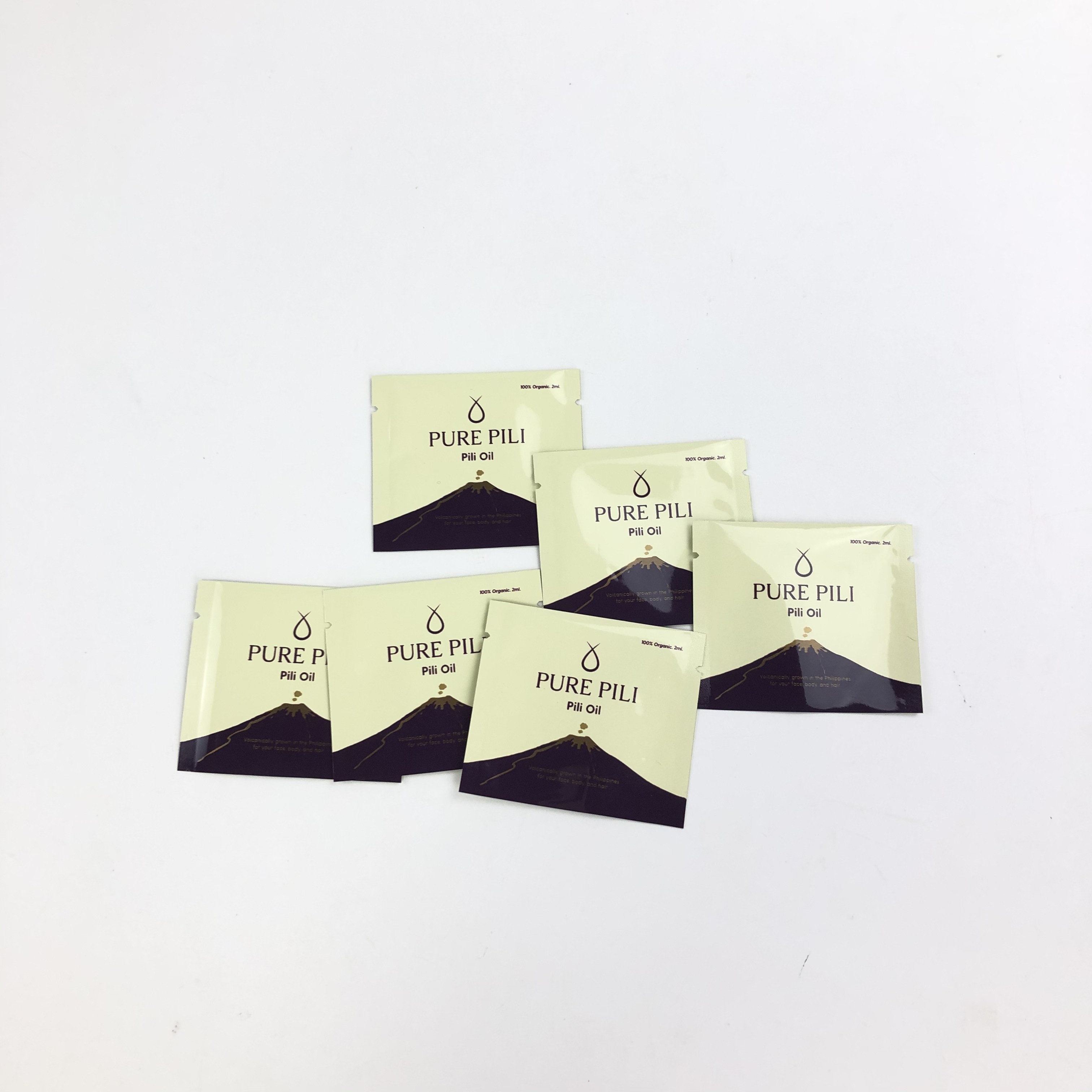 O costume imprimiu o saquinho cosmético selado lado da folha de alumínio três para o empacotamento da amostra