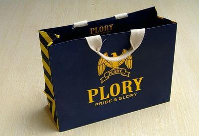 Cores recicláveis tecidas PP pretas de compra impressas logotipo de Pantone do saco de papel