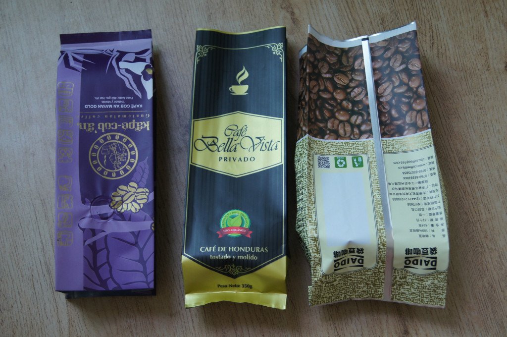 Saquinhos de chá matte laminados lado do revestimento do reforço que empacotam a impressão colorida com válvula